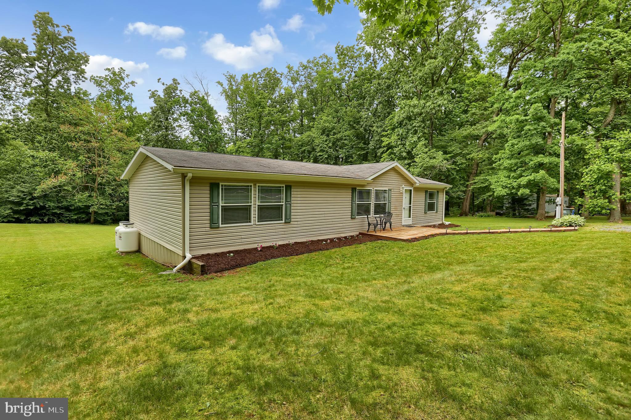 555 Bremer Road Dover, PA 17315 - Photo 5 of 39