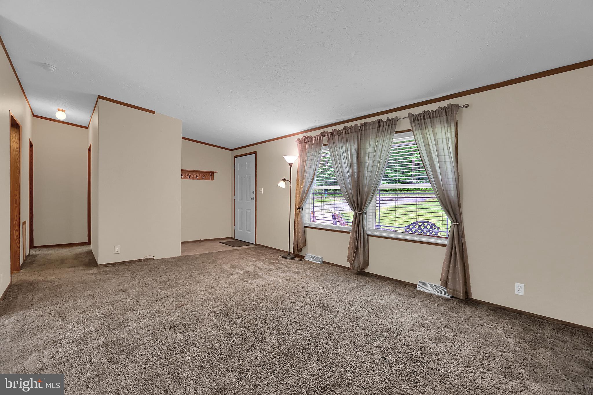 555 Bremer Road Dover, PA 17315 - Photo 6 of 39