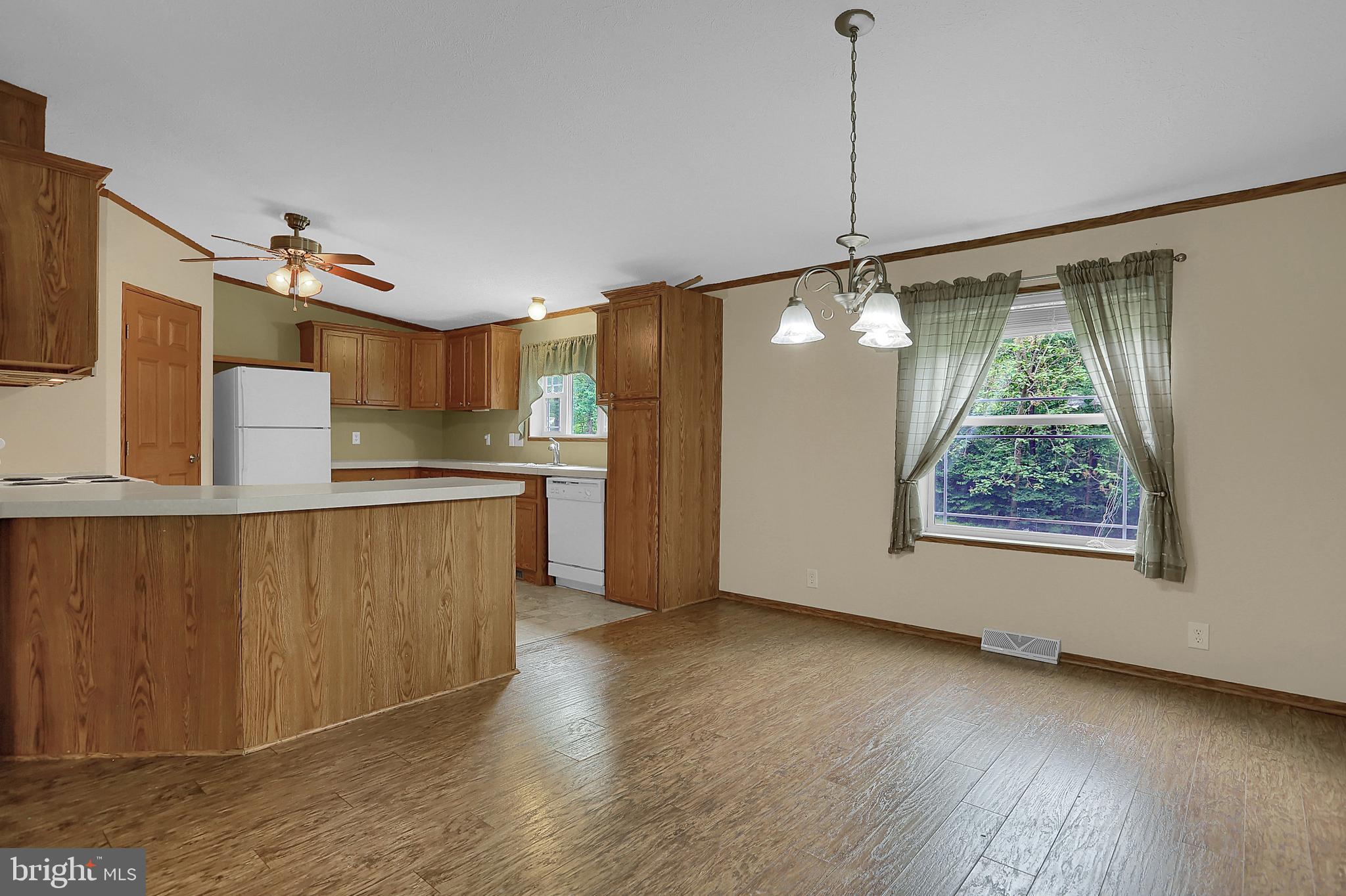 555 Bremer Road Dover, PA 17315 - Photo 8 of 39