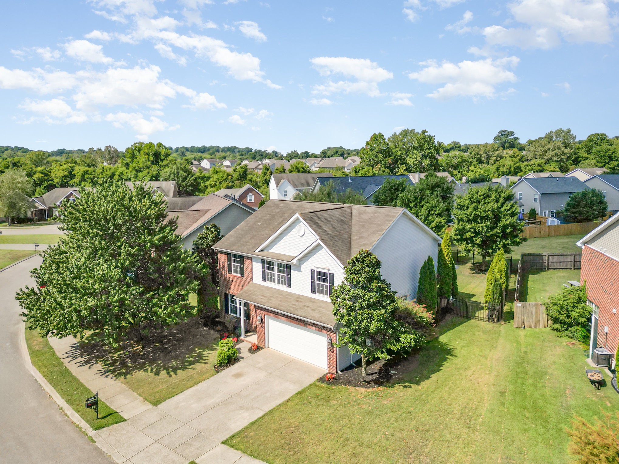 2005 Silverton Circle Spring Hill, TN 37174 - Photo 28 of 34 an aerial view of multiple house