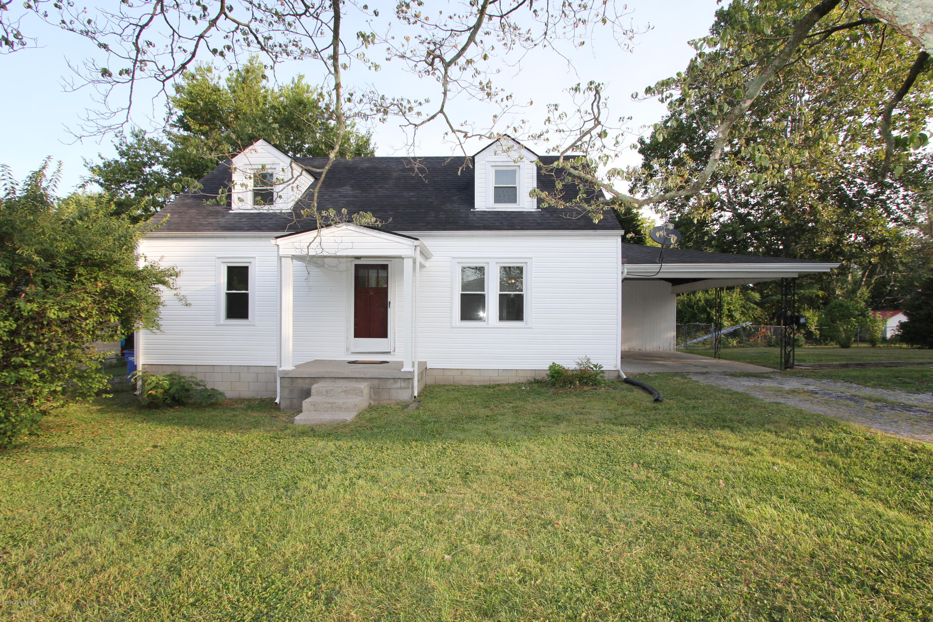 502 Ripy Street Lawrenceburg, KY 40342 - Photo 1 of 17 Front