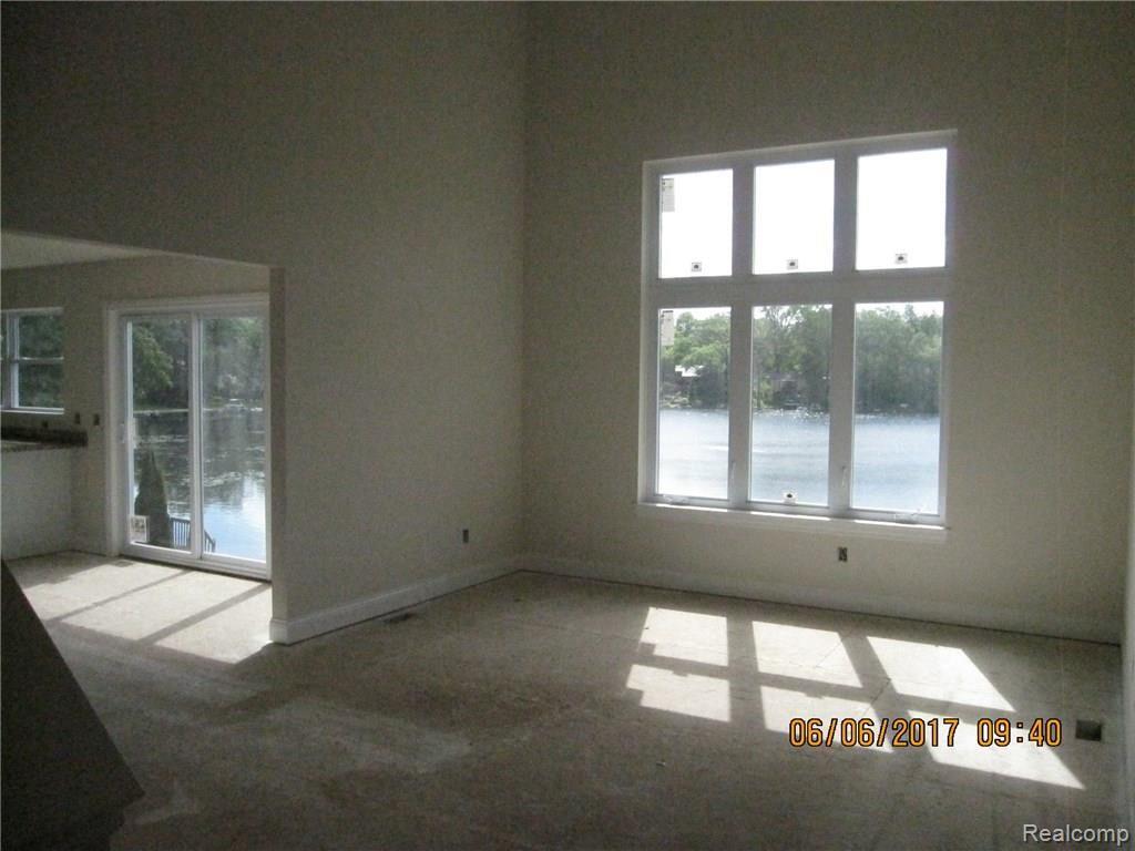 1456 Clark Lake Road Brighton, MI 48114 - Photo 17 of 17 Spacious Great Room with Open Floor Plan