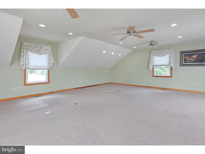 389 Harrisonville Road Woolwich Township, NJ 08085 - Photo 17 of 24 Gallery Image 17