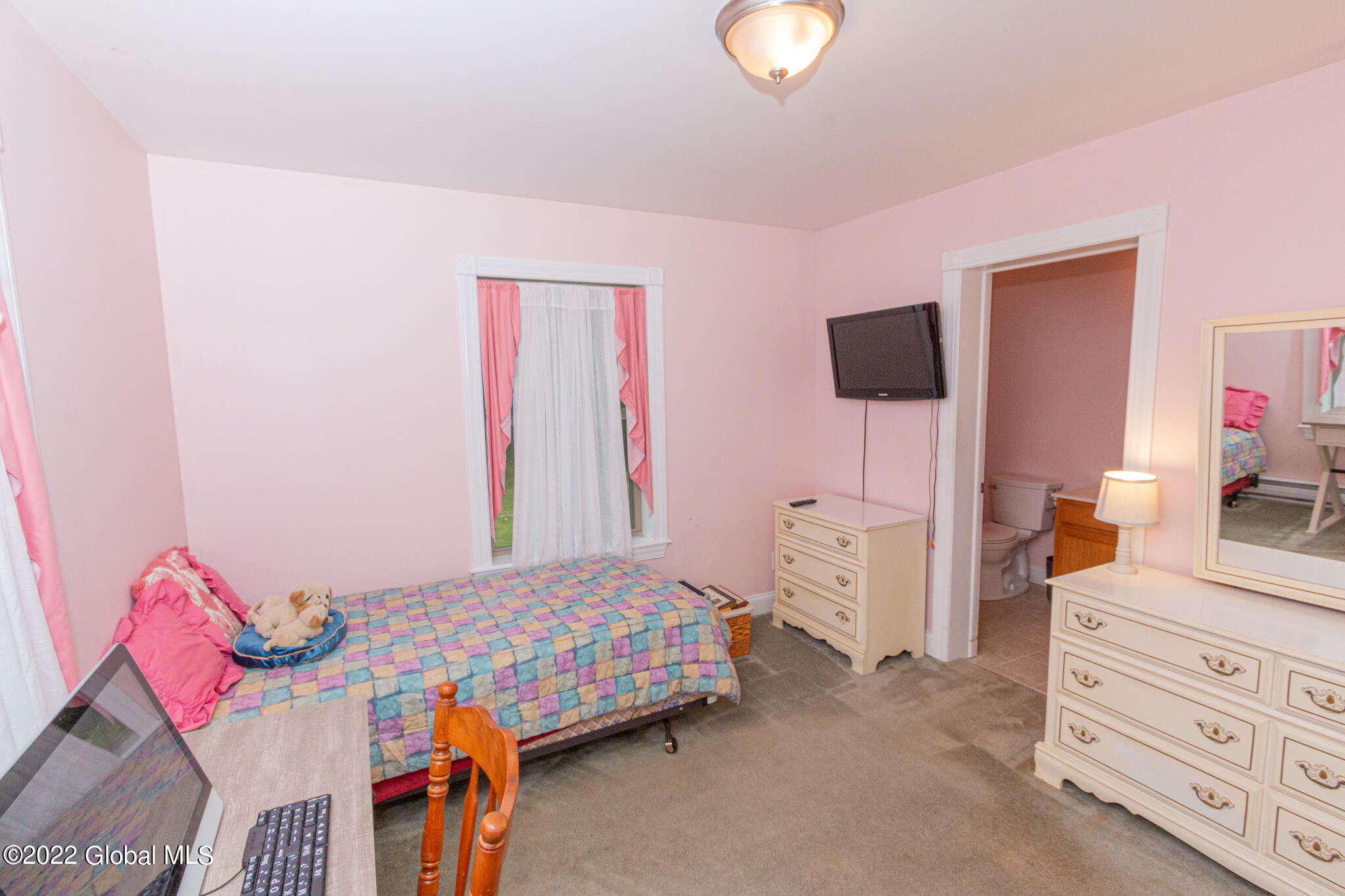 170 Ridge Road Amsterdam, NY 12010 - Photo 18 of 31 170 Ridge Rd-17