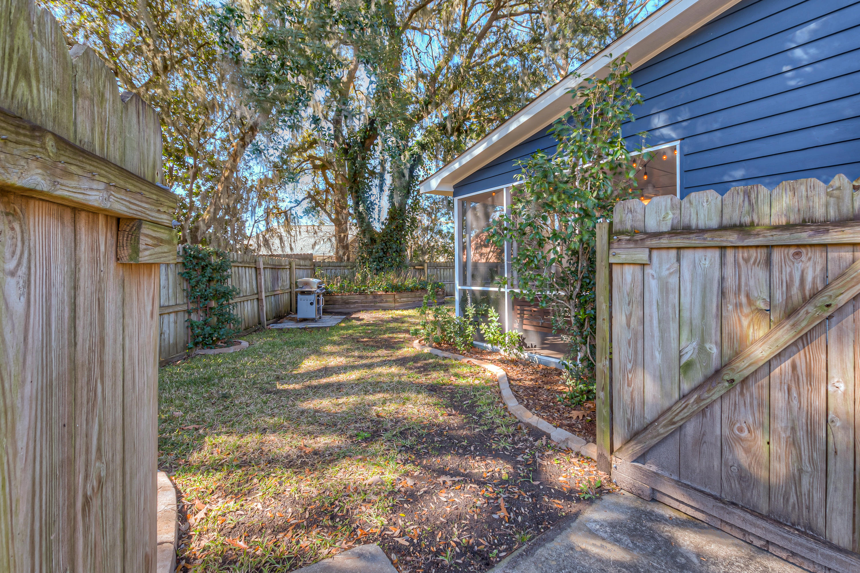 2967 Foxhall Road Charleston, SC 29414 - Photo 5 of 46 DSC_9186And8more