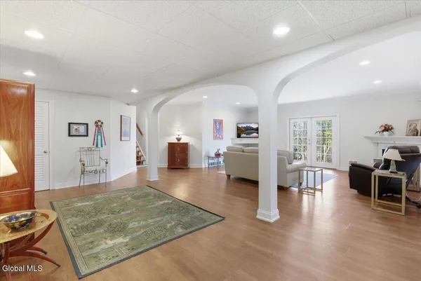 $779,000 | 136 Wormer Road, Guilderland, NY 12186