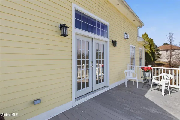 $779,000 | 136 Wormer Road, Guilderland, NY 12186