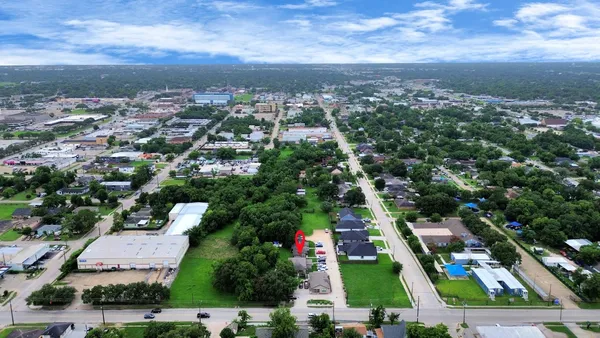 $1,095 | 706 Harris Avenue, Unit 3, Pasadena, TX 77502