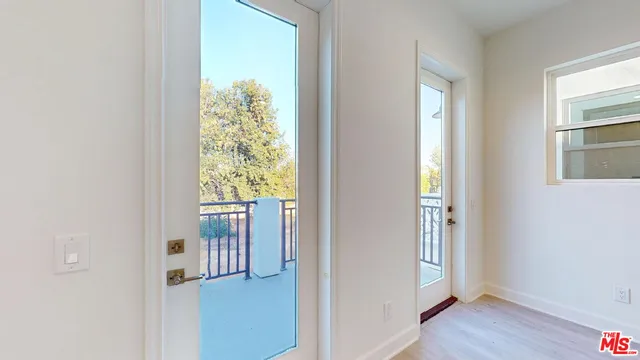 $5,100 | 8456 North Camelia Court, Winnetka, CA 91306