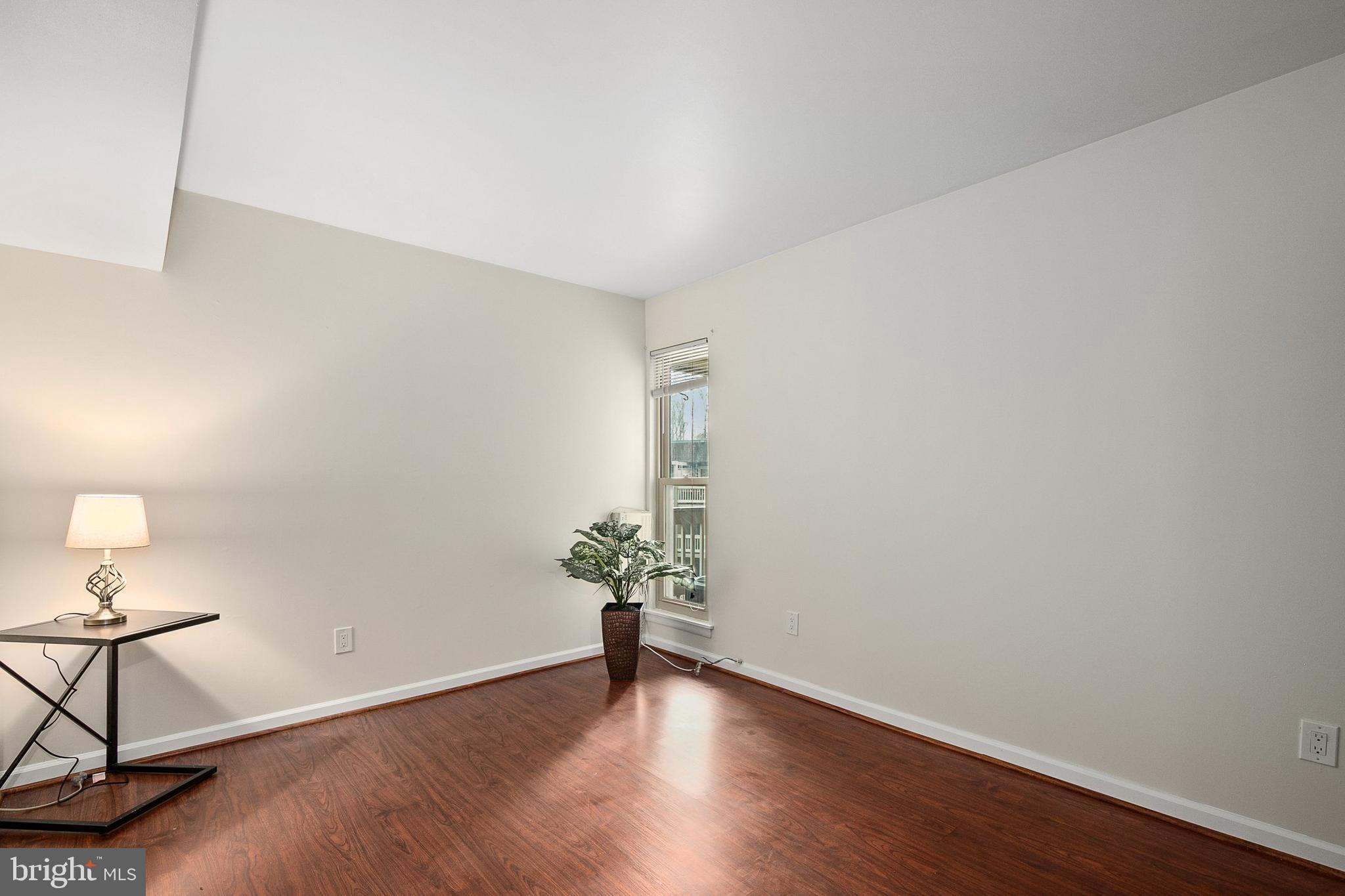 5823 Royal Ridge Drive, Unit O Springfield, VA 22152 - Photo 18 of 27 Gallery Image 18