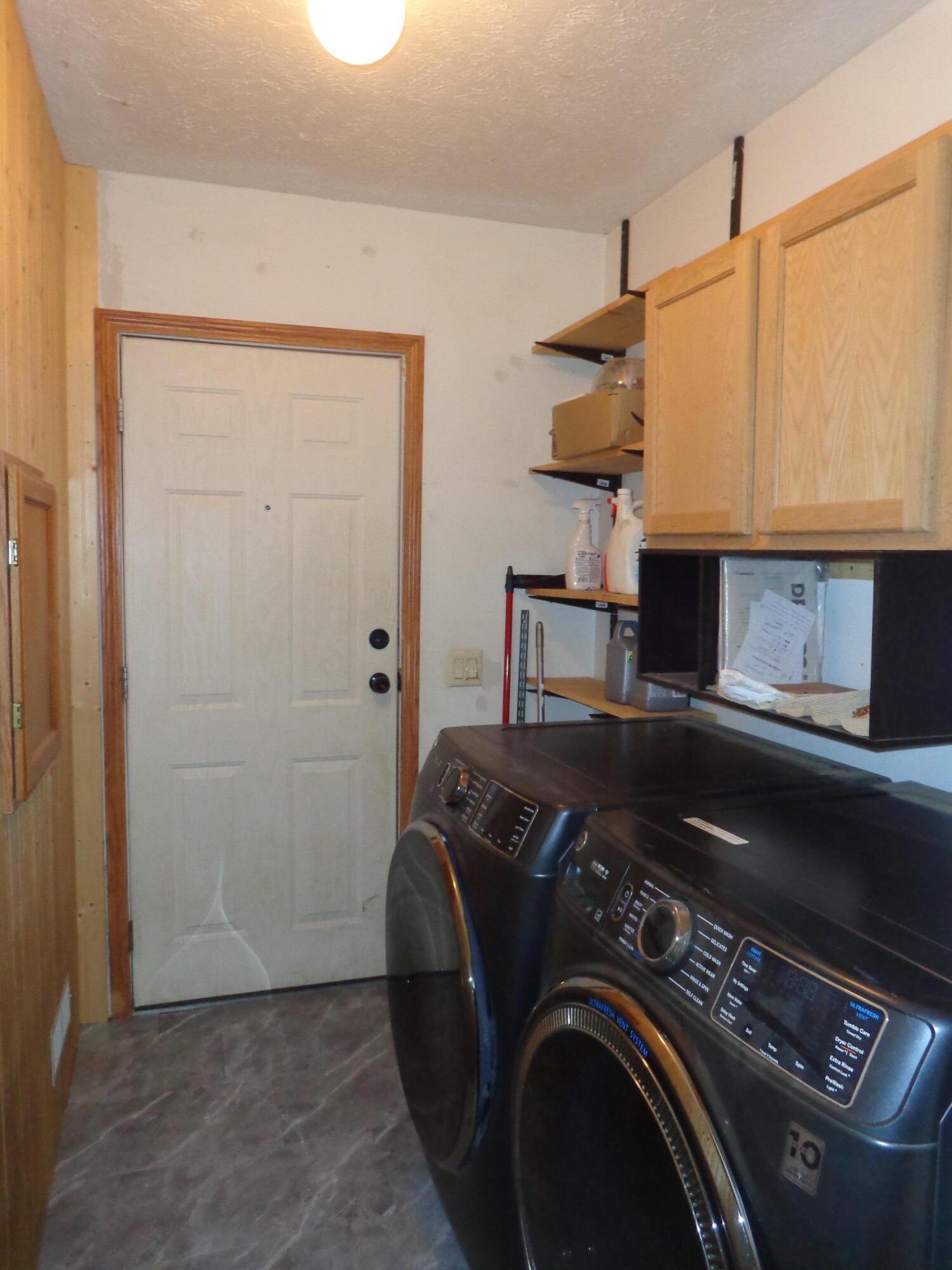 222 4th Street Grand Junction, MI 49056 - Photo 13 of 33 DSC00138
