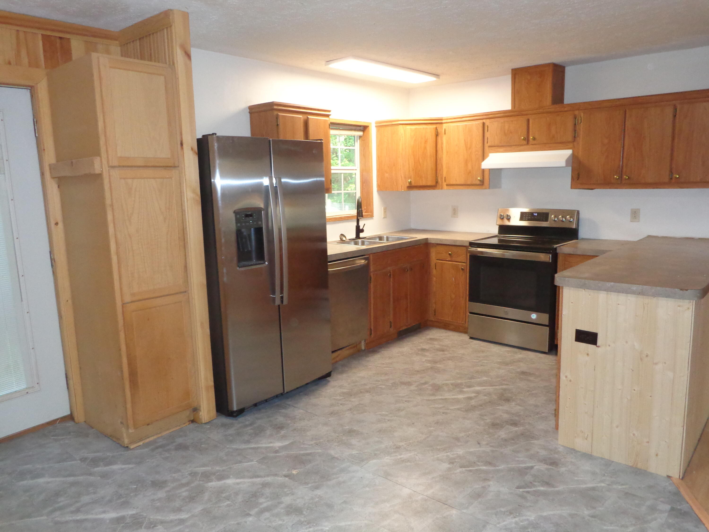 222 4th Street Grand Junction, MI 49056 - Photo 15 of 33 DSC00142