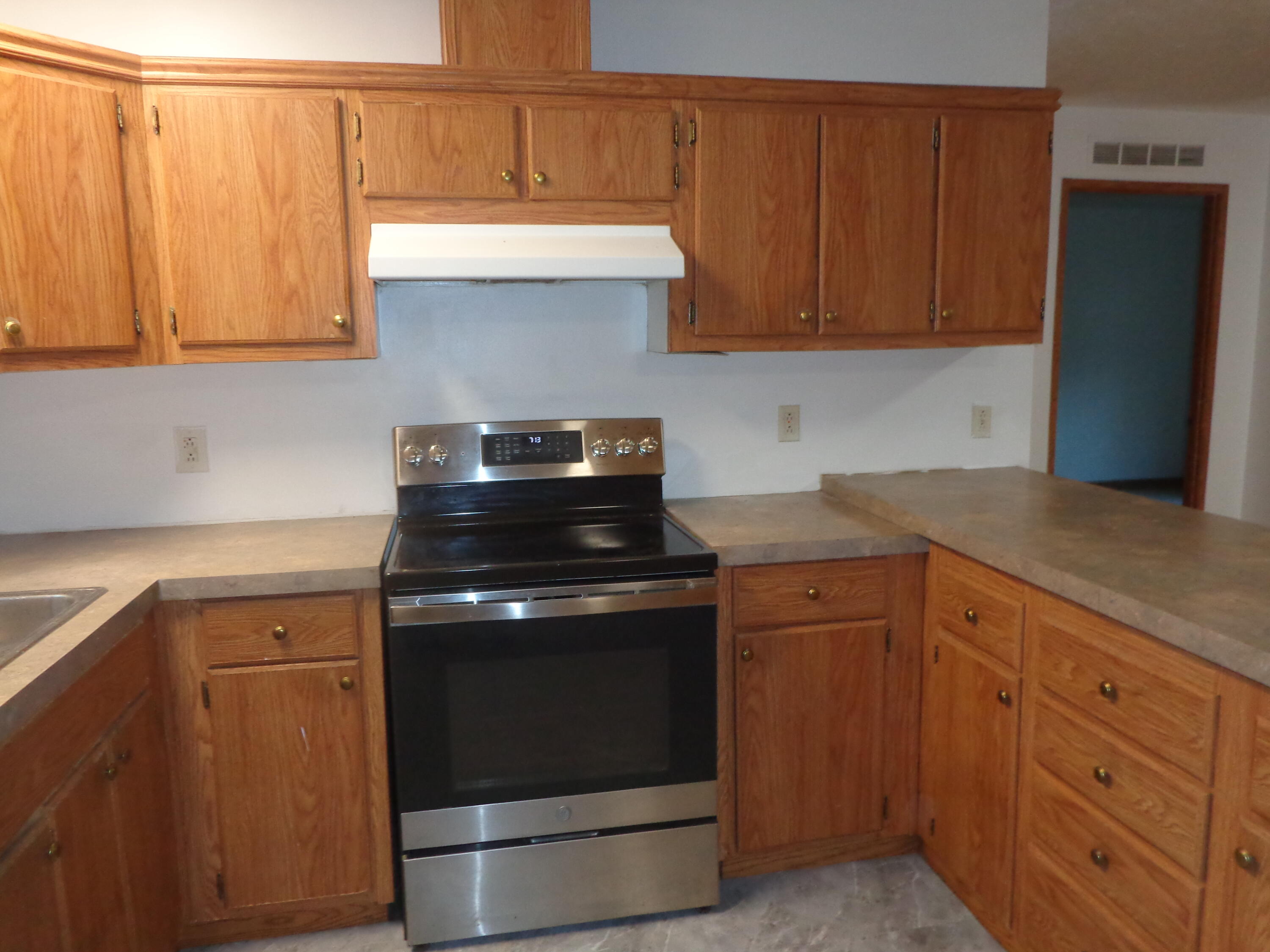 222 4th Street Grand Junction, MI 49056 - Photo 17 of 33 DSC00154