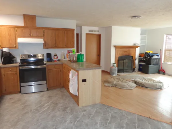 $234,900 | 222 4th Street, Grand Junction, MI 49056