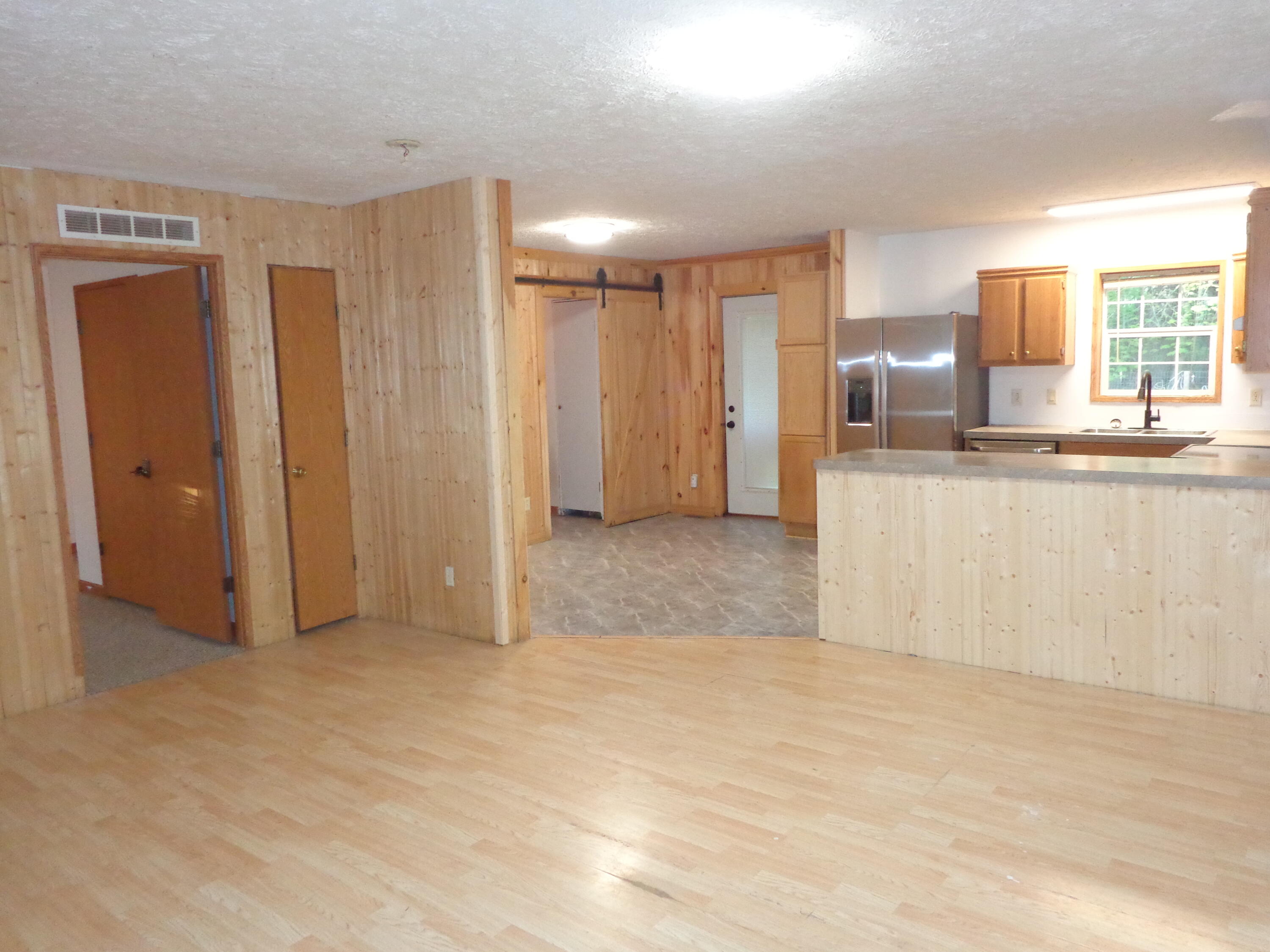 222 4th Street Grand Junction, MI 49056 - Photo 21 of 33 DSC00185