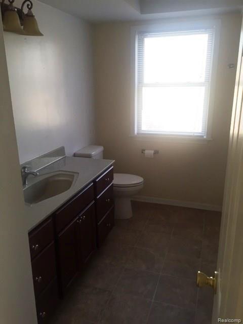 4880 Davis Road St. Clair, MI 48079 - Photo 8 of 10 Full bath.JPG