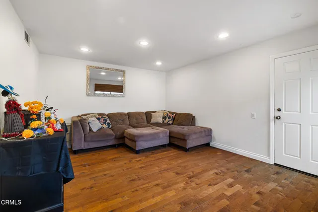 $959,000 | 8028 Crystal Place, Ventura, CA 93004