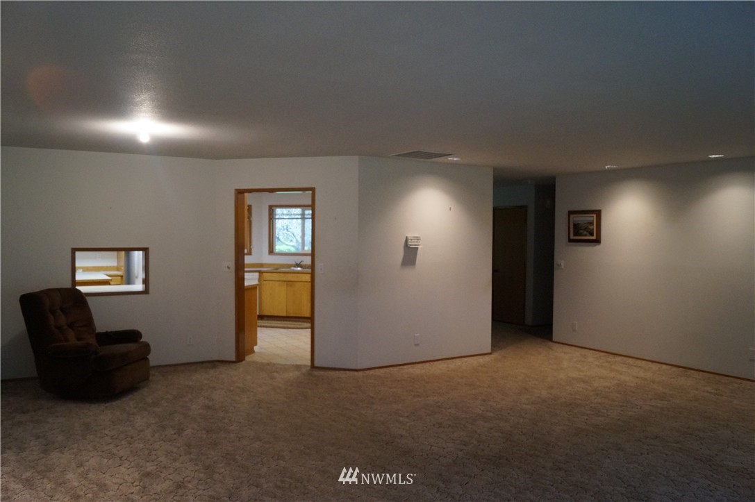 31 Hogan Road Hoquiam, WA 98550 - Photo 12 of 25 Gallery Image 12