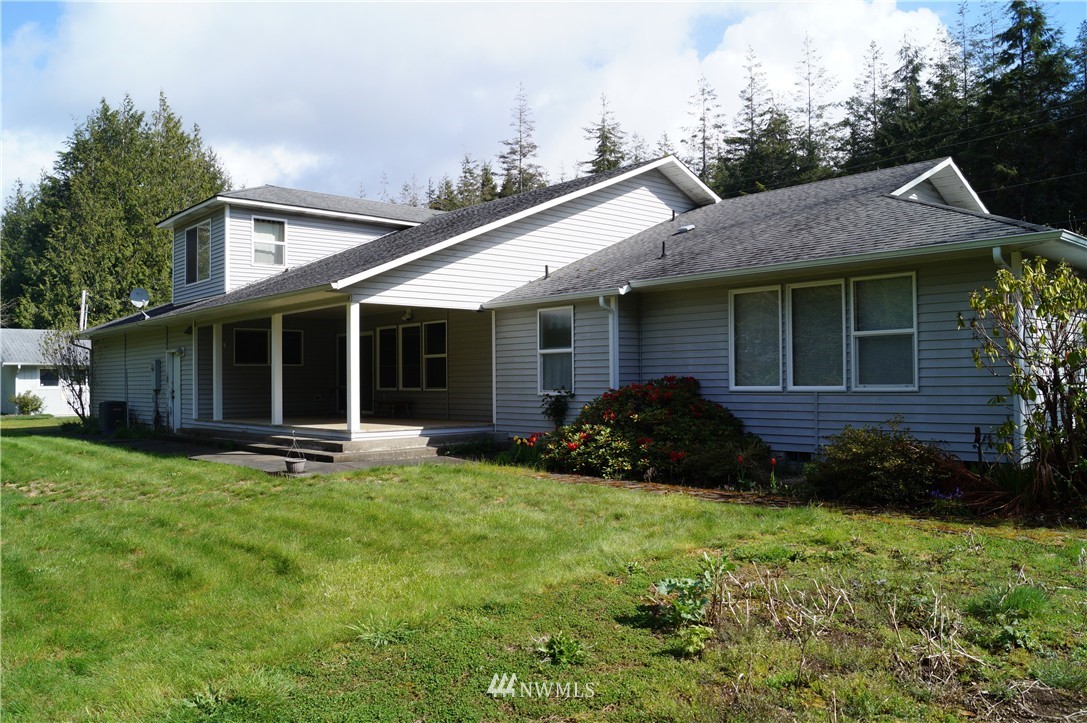 31 Hogan Road Hoquiam, WA 98550 - Photo 3 of 25 Gallery Image 3