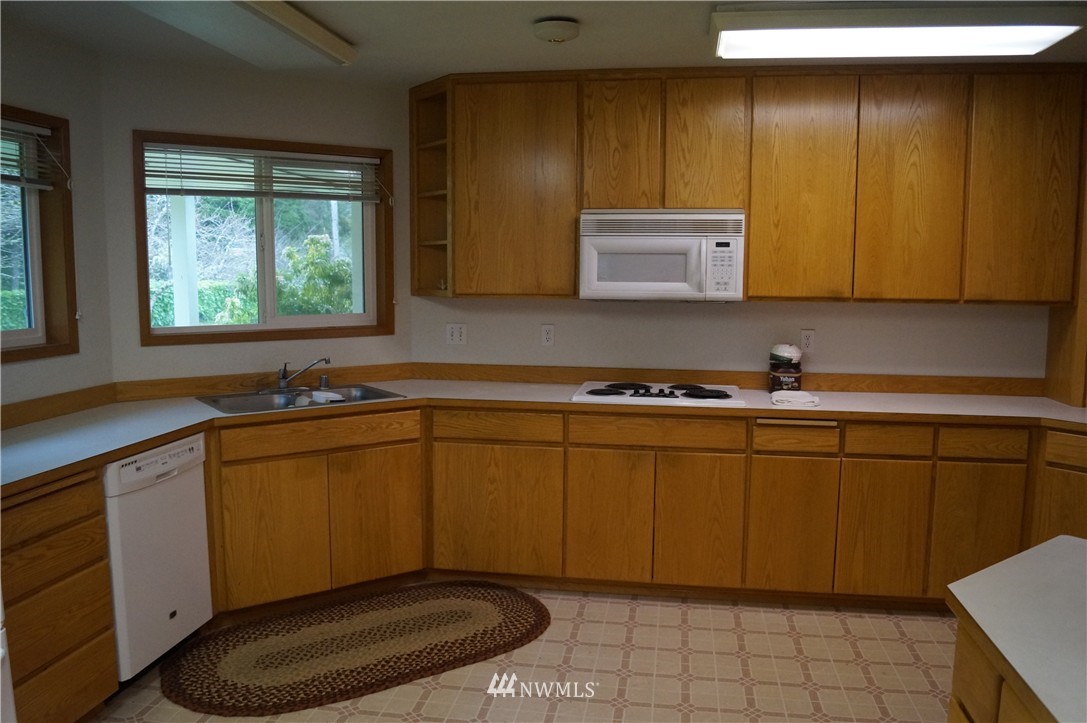 31 Hogan Road Hoquiam, WA 98550 - Photo 9 of 25 Gallery Image 9