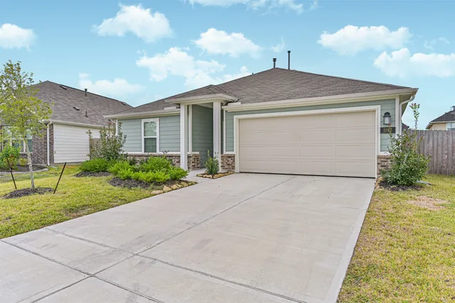 $230,000 | 1197 Cavalry Jct Drive, Alvin, TX 77511