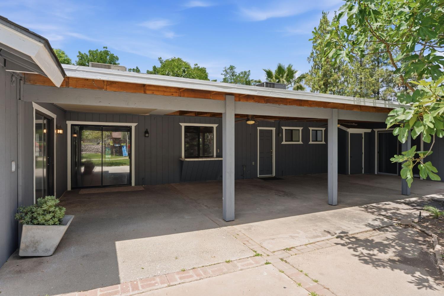 18839 Shell Drive Madera, CA 93638 - Photo 3 of 45