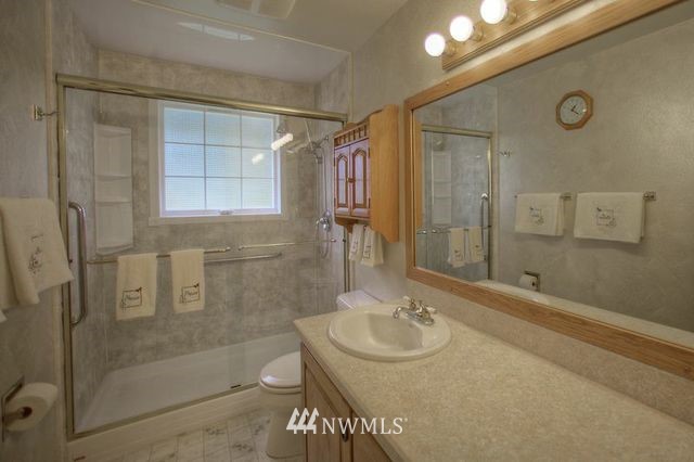 17920 Bellflower Road Bothell, WA 98012 - Photo 12 of 15