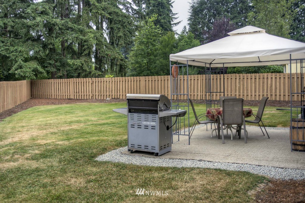 17920 Bellflower Road Bothell, WA 98012 - Photo 14 of 15
