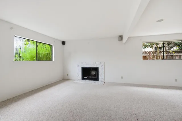 $3,000,000 | 831 University Avenue, Unit 831833, Menlo Park, CA 94025