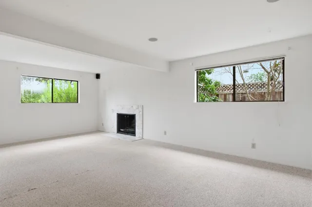 $3,000,000 | 831 University Avenue, Unit 831833, Menlo Park, CA 94025