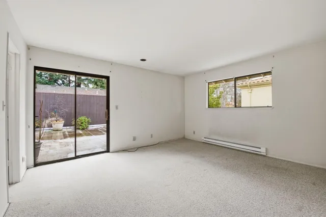 $3,000,000 | 831 University Avenue, Unit 831833, Menlo Park, CA 94025