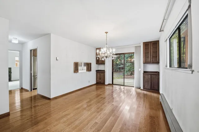 $3,000,000 | 831 University Avenue, Unit 831833, Menlo Park, CA 94025