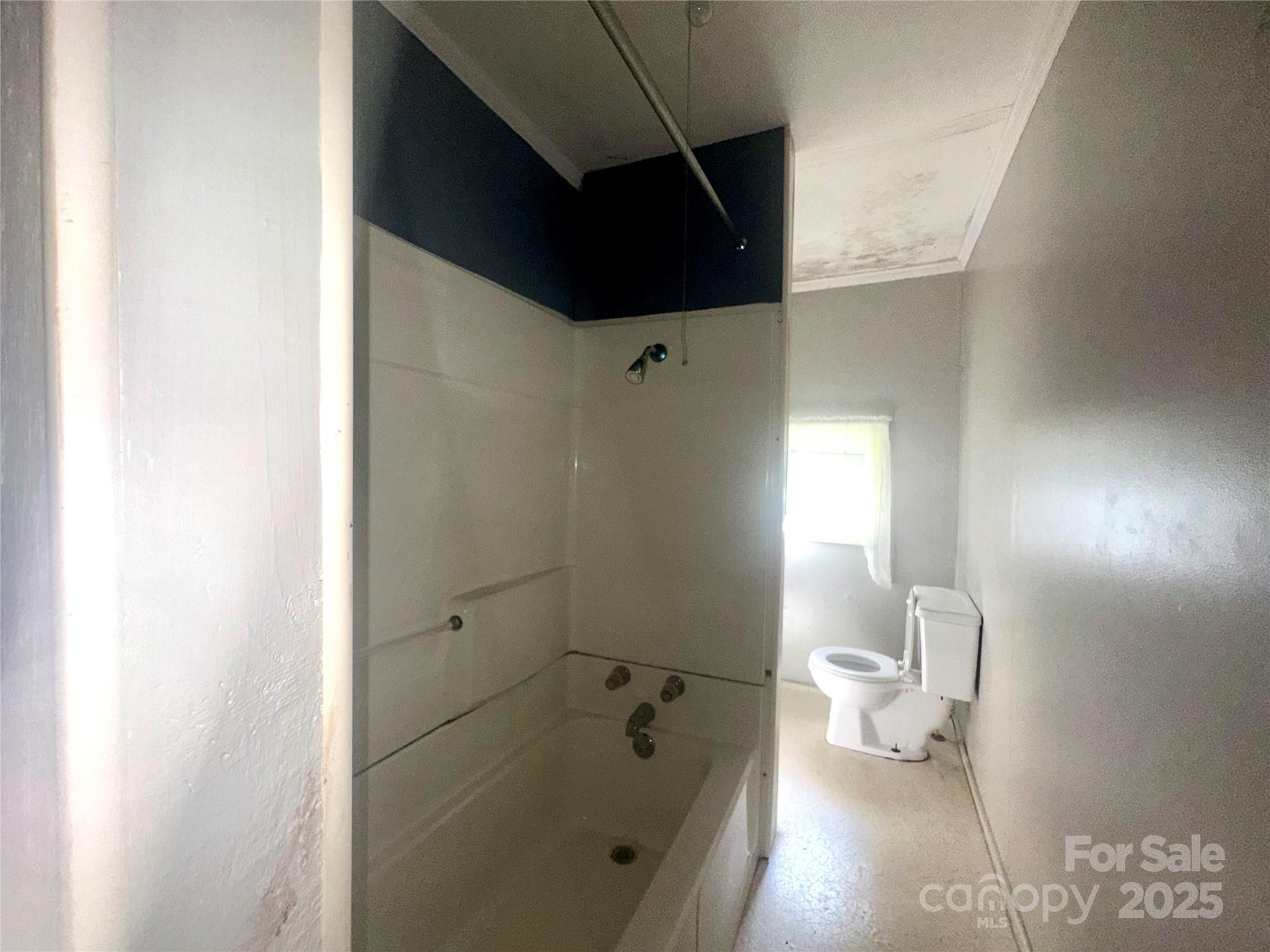 175 Spring Street Marion, NC 28752 - Photo 14 of 16 Gallery Image 14