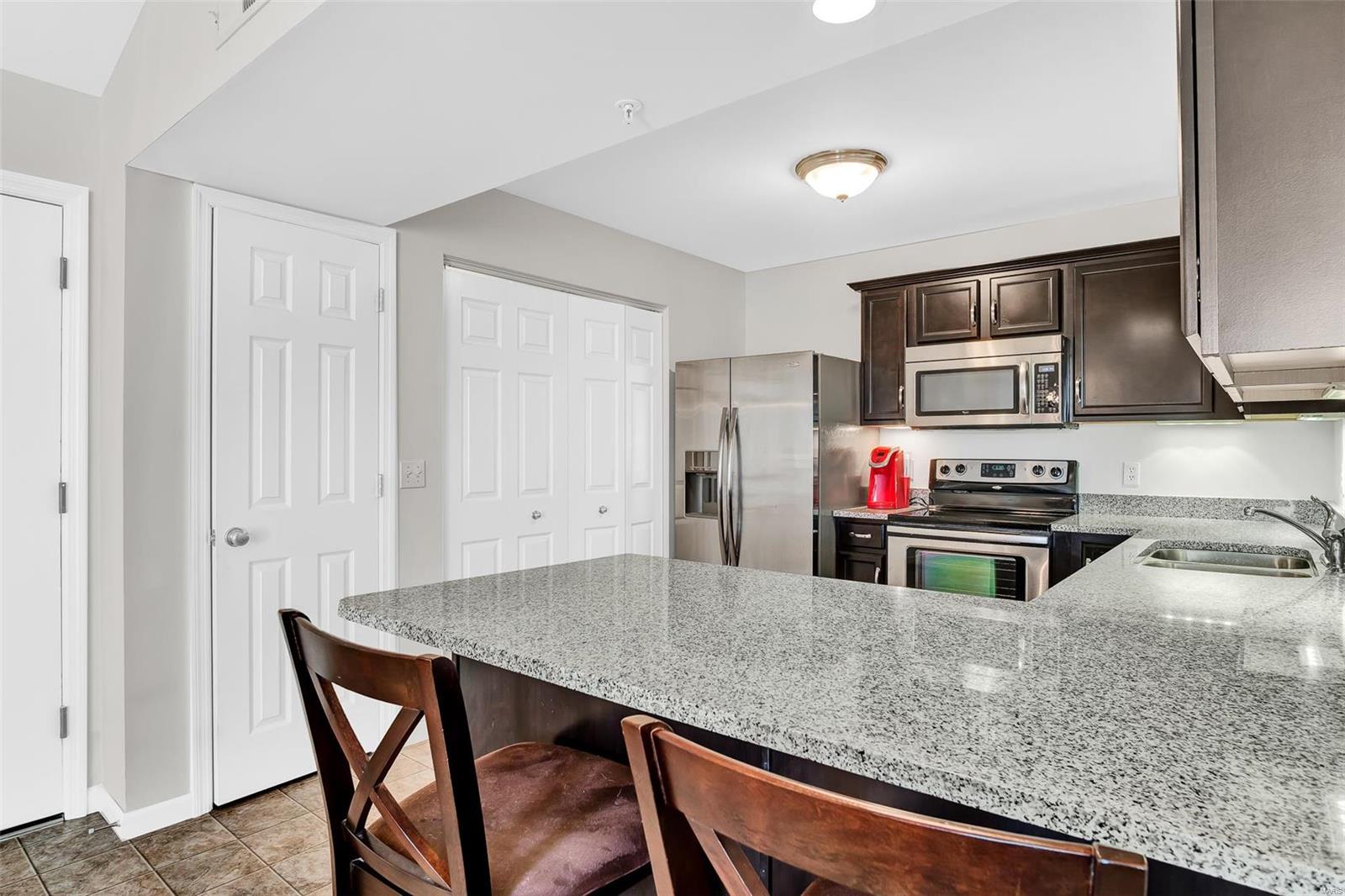 431 Bordeaux Way Cottleville, MO 63376 - Photo 6 of 22