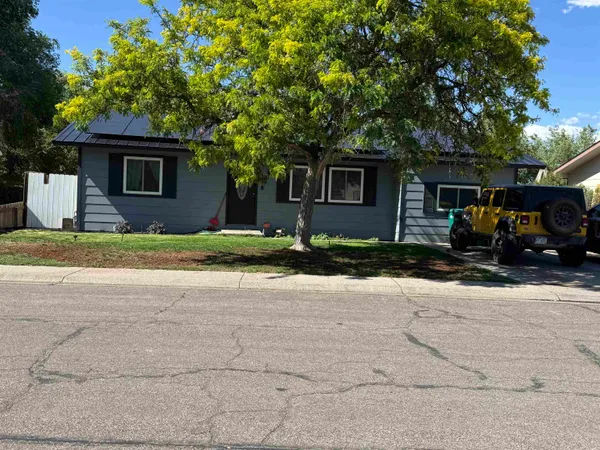 $365,900 | 513 Greenbriar Street, Fruita, CO 81521