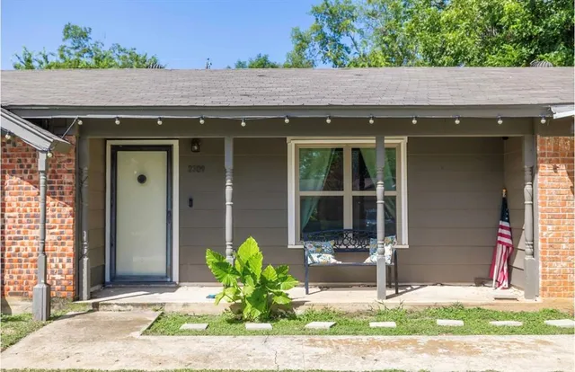 $189,900 | 2309 13th Street, Brownwood, TX 76801