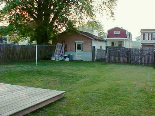 582 Jefferson Street Rochester, PA 15074 - Photo 4 of 6