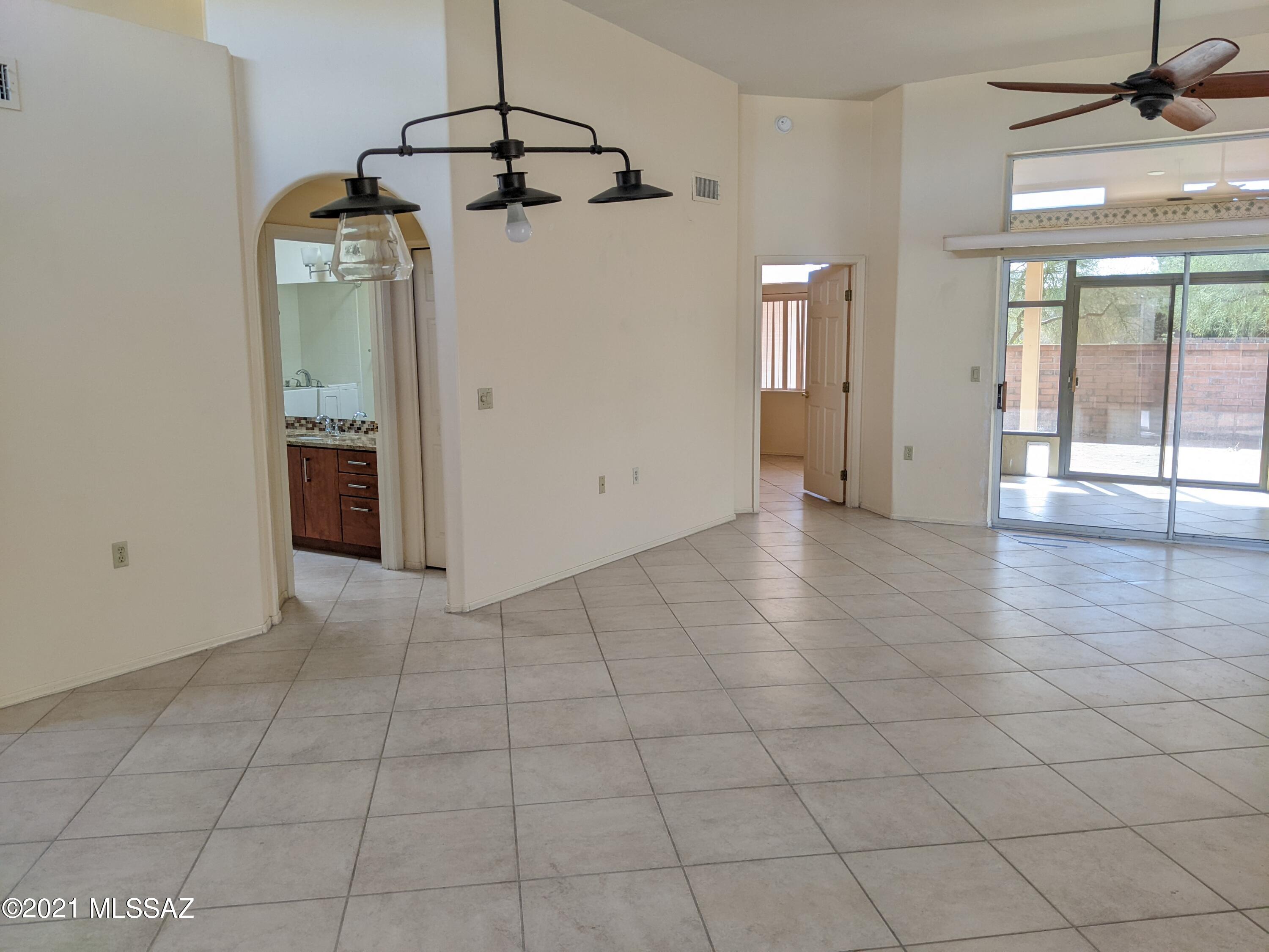 1720 North Rio Mayo Green Valley, AZ 85614 - Photo 9 of 26 Gallery Image 9