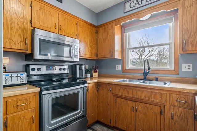 $249,900 | 2214 49th Street Northwest, Rochester, MN 55901