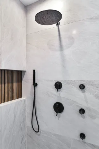 $949,000 | 4246 North Kimball Avenue, Chicago, IL 60618