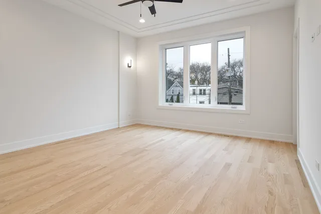 $949,000 | 4246 North Kimball Avenue, Chicago, IL 60618