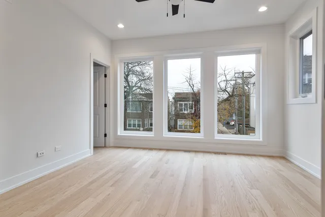 $949,000 | 4246 North Kimball Avenue, Chicago, IL 60618