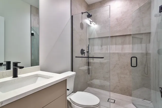 $949,000 | 4246 North Kimball Avenue, Chicago, IL 60618