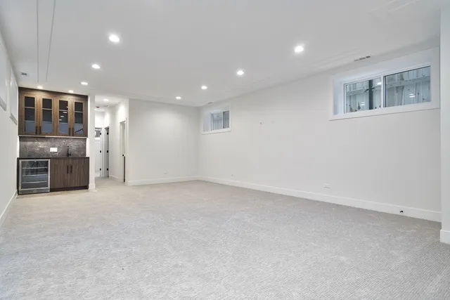 $949,000 | 4246 North Kimball Avenue, Chicago, IL 60618