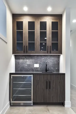 $949,000 | 4246 North Kimball Avenue, Chicago, IL 60618