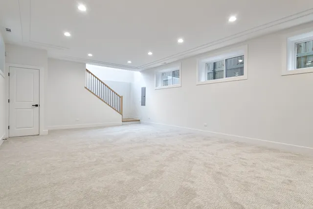 $949,000 | 4246 North Kimball Avenue, Chicago, IL 60618