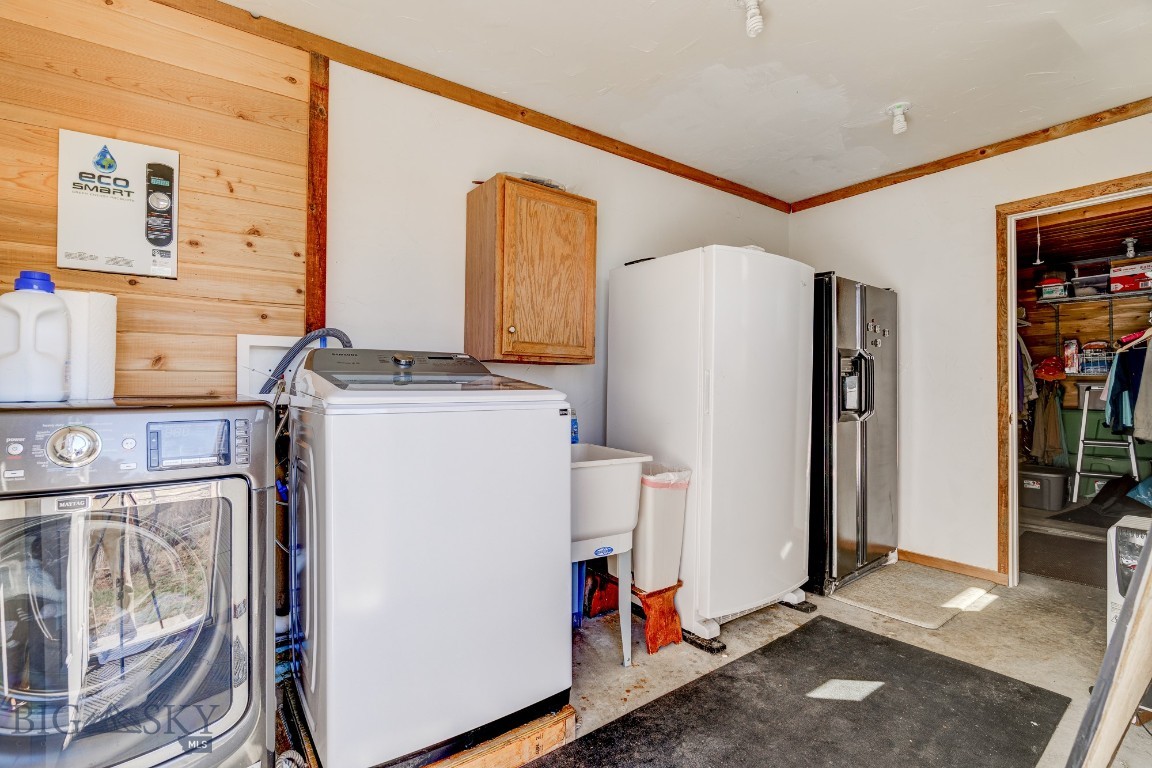 54 Torry Road Cameron, MT 59720 - Photo 63 of 71 Guest Laundry
