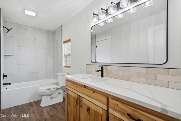 $278,000 | 43143 Riverview Drive, Unit 8, Kingston, ID 83839