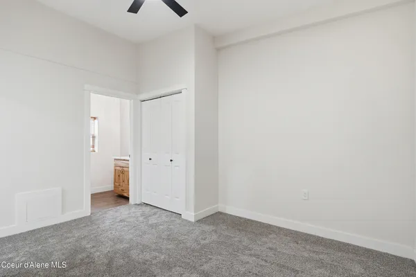 $278,000 | 43143 Riverview Drive, Unit 8, Kingston, ID 83839