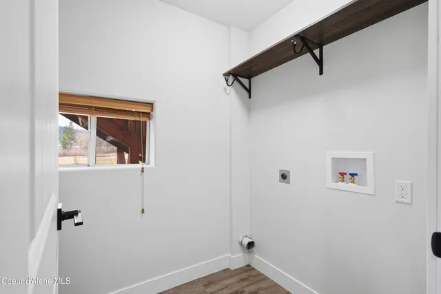 $278,000 | 43143 Riverview Drive, Unit 8, Kingston, ID 83839